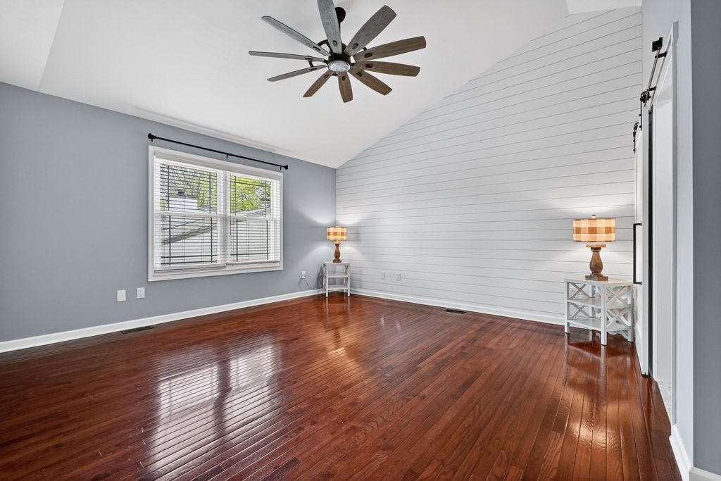 Image 27 of property listing at 448 MAPLE LEAF DR, Edgewater, MD 21037