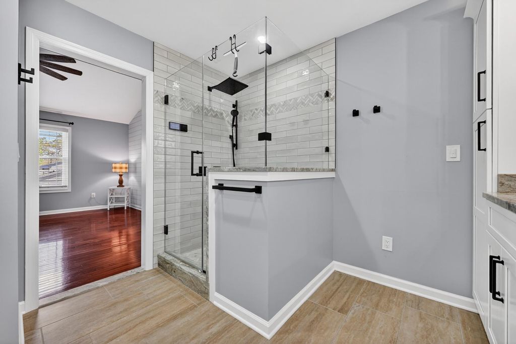 Image 30 of property listing at 448 MAPLE LEAF DR, Edgewater, MD 21037