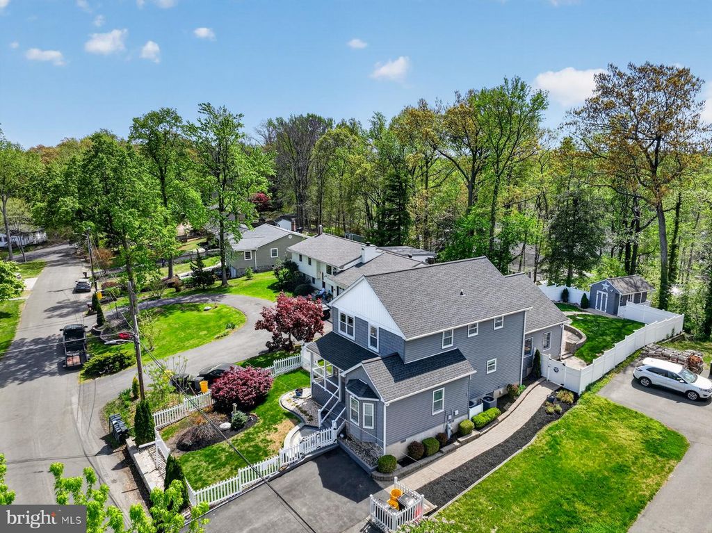 Image 38 of property listing at 448 MAPLE LEAF DR, Edgewater, MD 21037