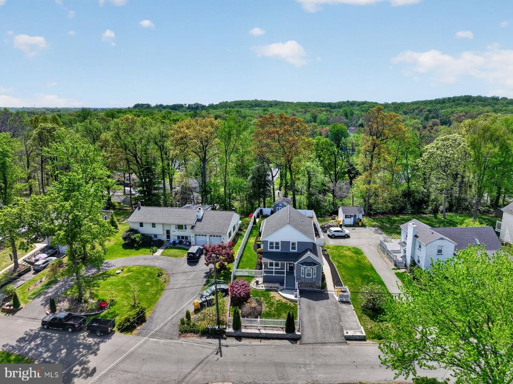 Image 39 of property listing at 448 MAPLE LEAF DR, Edgewater, MD 21037