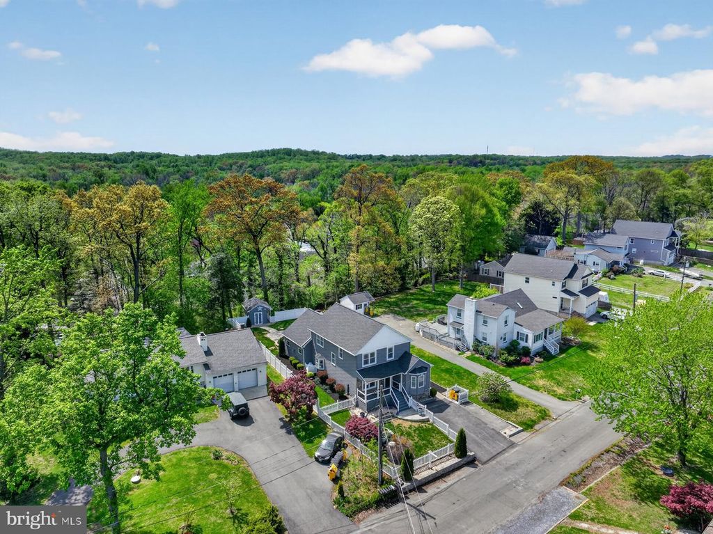 Image 44 of property listing at 448 MAPLE LEAF DR, Edgewater, MD 21037