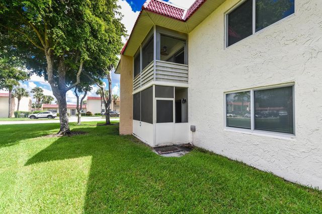 166 Lake Carol Drive, West Palm Beach, FL 33411