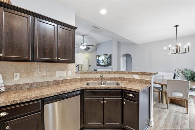 601 Collinwood Drive, Raeford, NC 28376