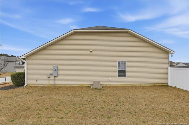 601 Collinwood Drive, Raeford, NC 28376