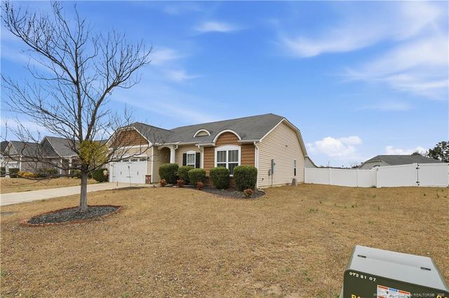 601 Collinwood Drive, Raeford, NC 28376