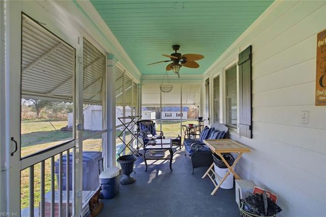 590 Sand Bank RD, Port Haywood, VA 23138