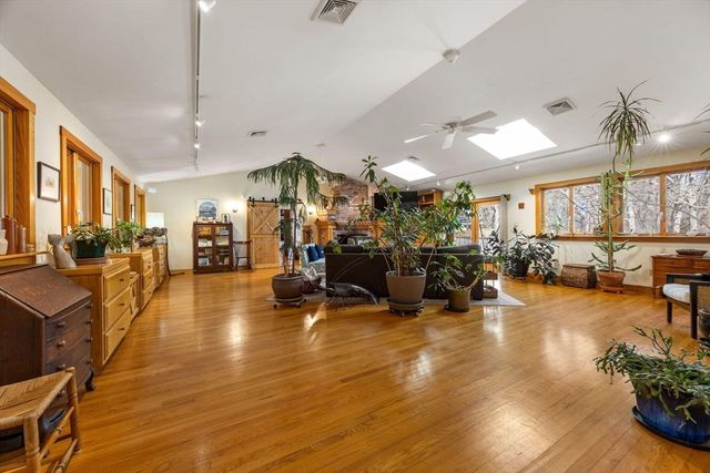 85 Pier Road, Wellfleet, MA 02667