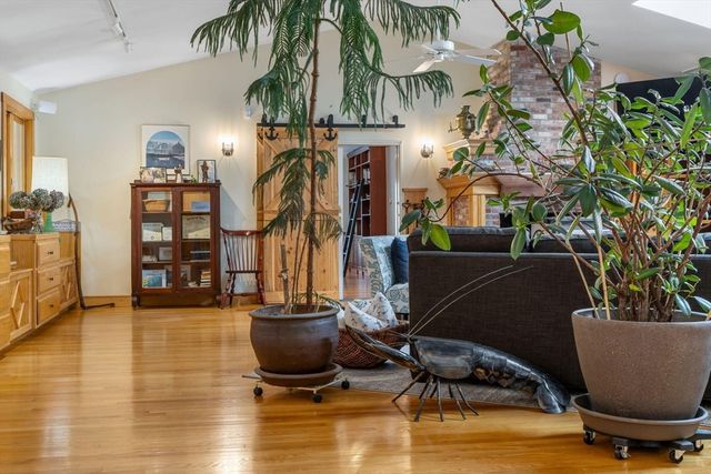 85 Pier Road, Wellfleet, MA 02667