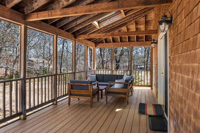 85 Pier Road, Wellfleet, MA 02667