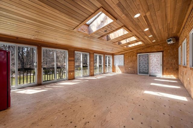 85 Pier Road, Wellfleet, MA 02667