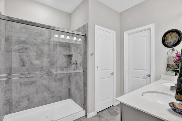 605 Warner Drive, Anna, TX 75409