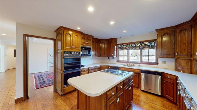 14908 E Pawhuska Road, Nevada, MO 64772