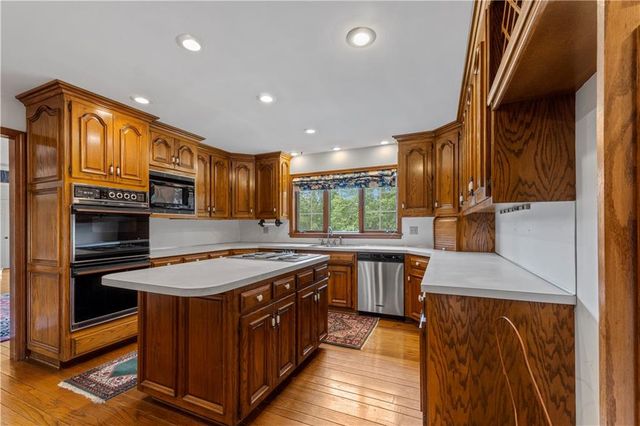 14908 E Pawhuska Road, Nevada, MO 64772