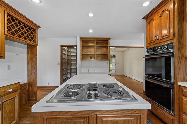 14908 E Pawhuska Road, Nevada, MO 64772