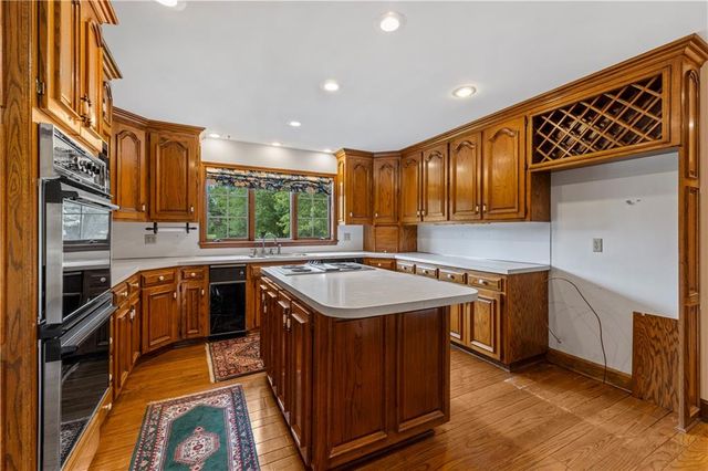 14908 E Pawhuska Road, Nevada, MO 64772