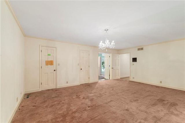 14908 E Pawhuska Road, Nevada, MO 64772