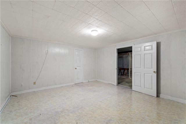 14908 E Pawhuska Road, Nevada, MO 64772