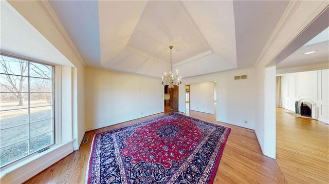 14908 E Pawhuska Road, Nevada, MO 64772