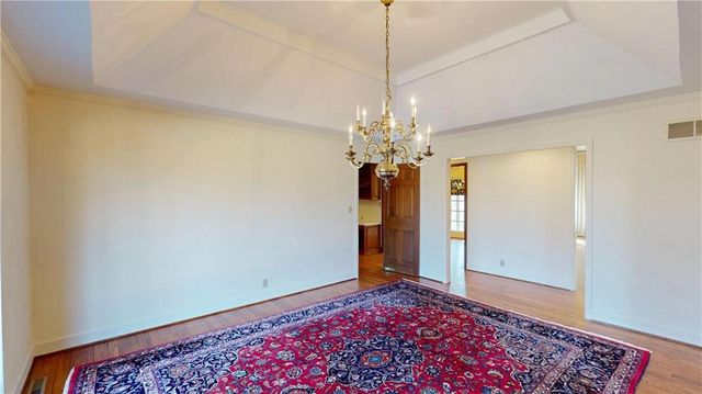 14908 E Pawhuska Road, Nevada, MO 64772