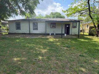 2318 Plume Drive, Tyler, TX 75703