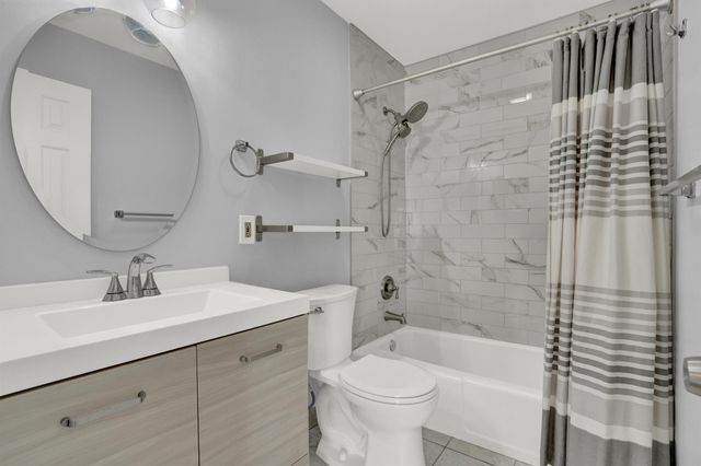 2003 Vision Drive, Palm Beach Gardens, FL 33418