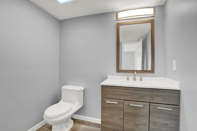 2003 Vision Drive, Palm Beach Gardens, FL 33418