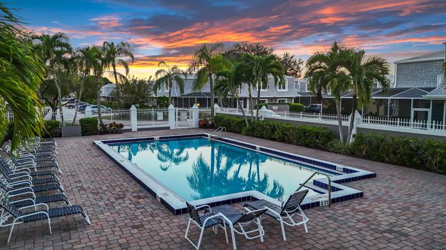 2003 Vision Drive, Palm Beach Gardens, FL 33418