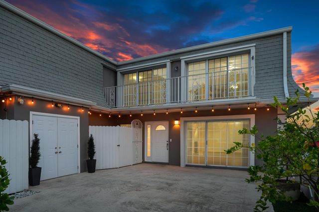 2003 Vision Drive, Palm Beach Gardens, FL 33418