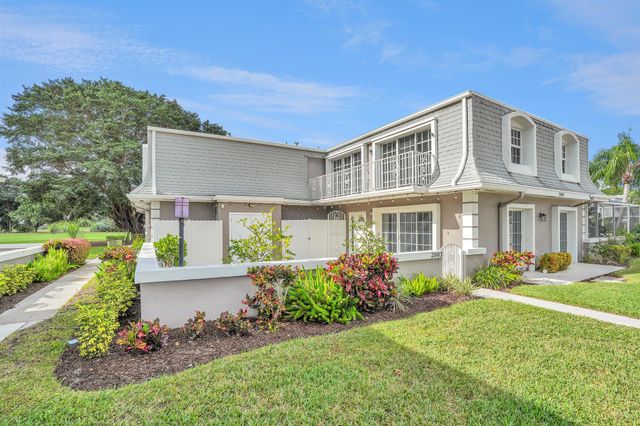 2003 Vision Drive, Palm Beach Gardens, FL 33418