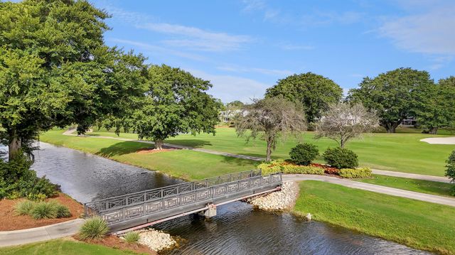 2003 Vision Drive, Palm Beach Gardens, FL 33418