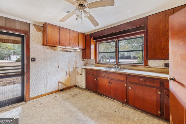 510 Sisters Ferry Road, Clyo, GA 31303