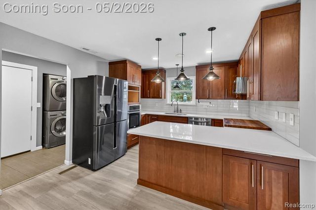 2264 Crane Road, Fenton, MI 48430