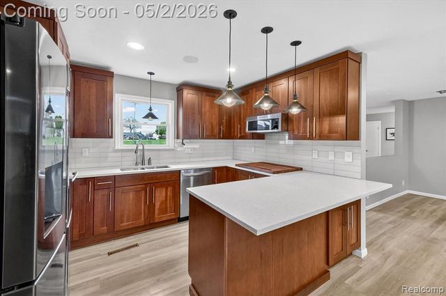 2264 Crane Road, Fenton, MI 48430