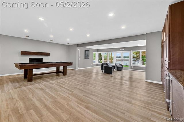 2264 Crane Road, Fenton, MI 48430