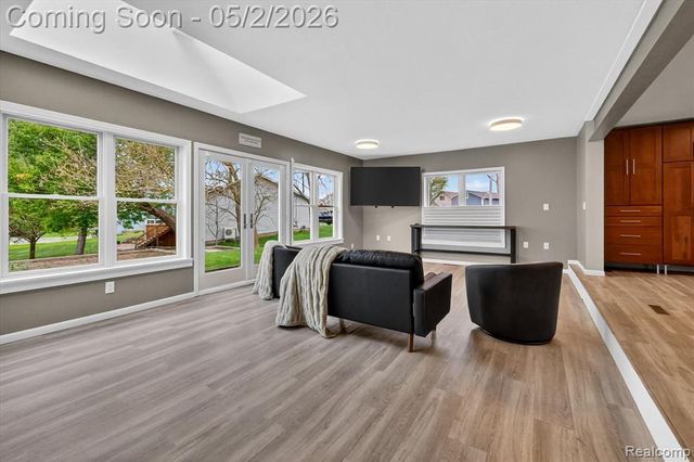 2264 Crane Road, Fenton, MI 48430