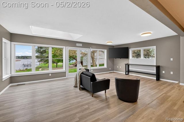 2264 Crane Road, Fenton, MI 48430