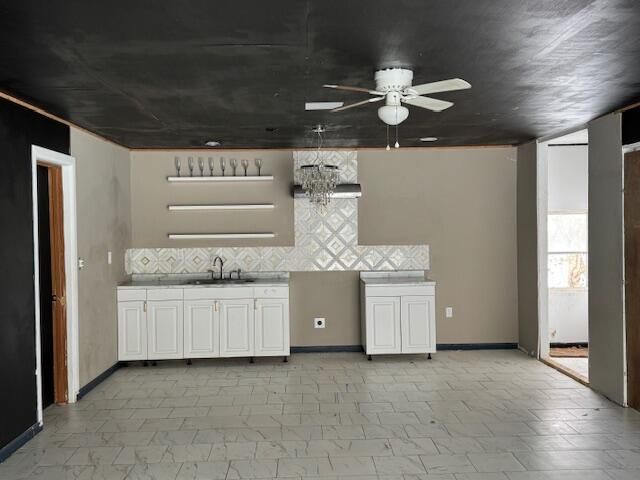 131 N Clark Street, Everton, MO 65646