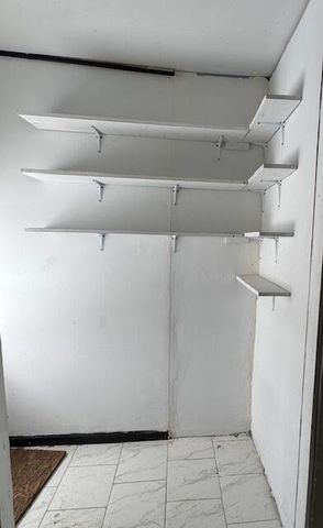 131 N Clark Street, Everton, MO 65646