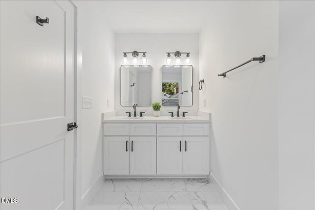 803 B Dupree Street, Durham, NC 27701