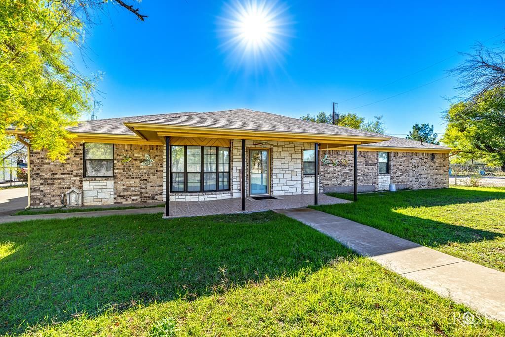 6945 Grape Creek Rd, San Angelo, TX 76903