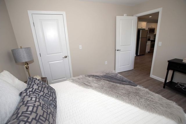 30 Temple 303, Whitman, MA 02382