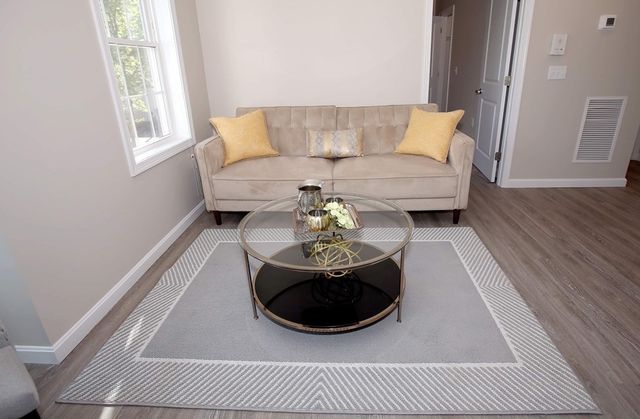 30 Temple 303, Whitman, MA 02382