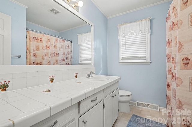 15229 Comanche Lane 21, Matthews, NC 28104