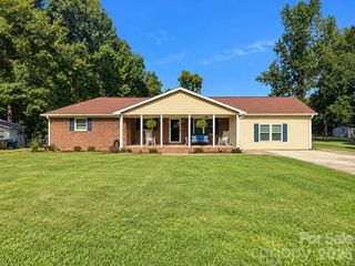 15229 Comanche Lane 21, Matthews, NC 28104