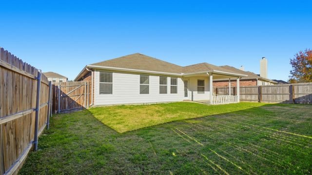 1804 Heron Drive, Aubrey, TX 76227