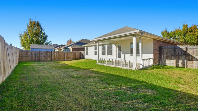 1804 Heron Drive, Aubrey, TX 76227