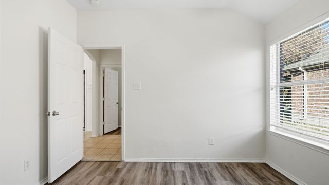 1804 Heron Drive, Aubrey, TX 76227