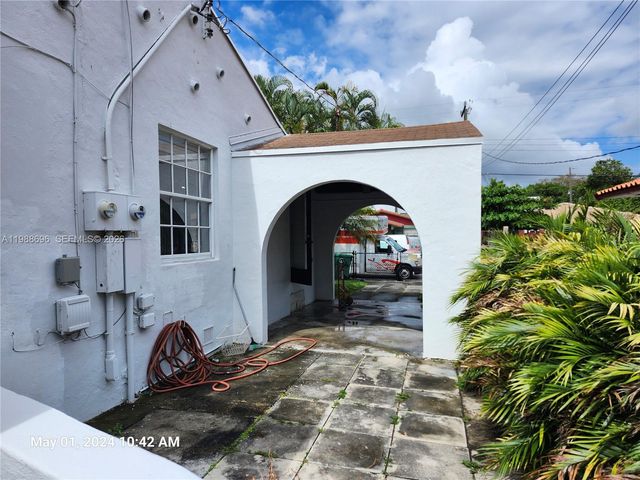 1023 SW 12th Ct A, Miami, FL 33135