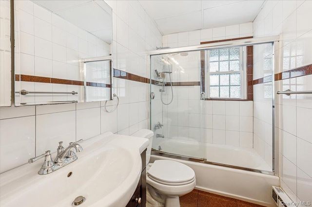 3 Germonds Village 2, Bardonia, NY 10954