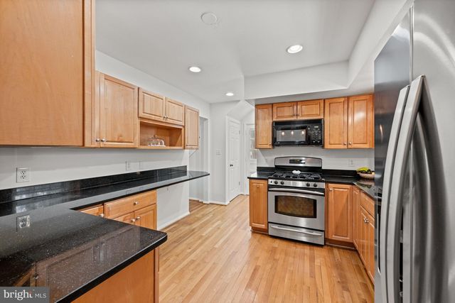 8511 CAMDEN ST, Alexandria, VA 22308